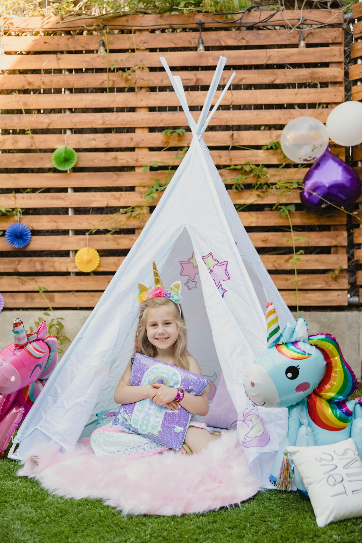 Πάρτυ μονόκερος: Το μαγικό θέμα που λατρεύουν τα παιδιά